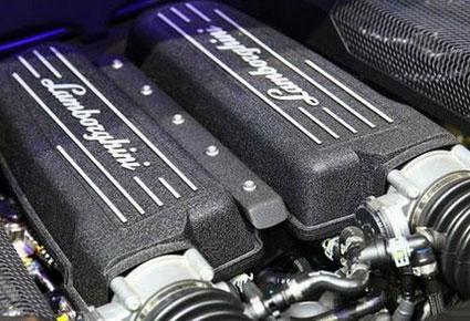 لامبورغيني تطلق سيارة جالاردو LP560-4 الذهبية